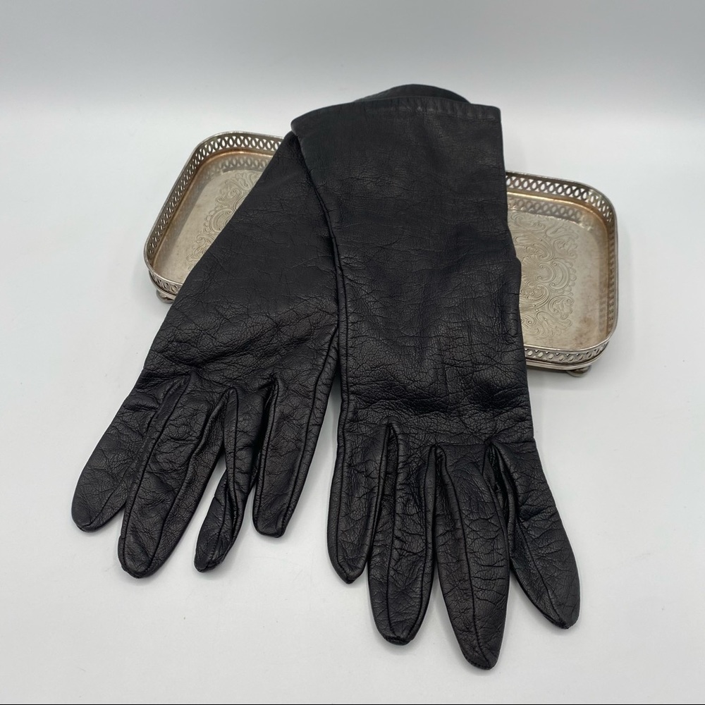 Vintage Women’s Black Leather Driving Gloves